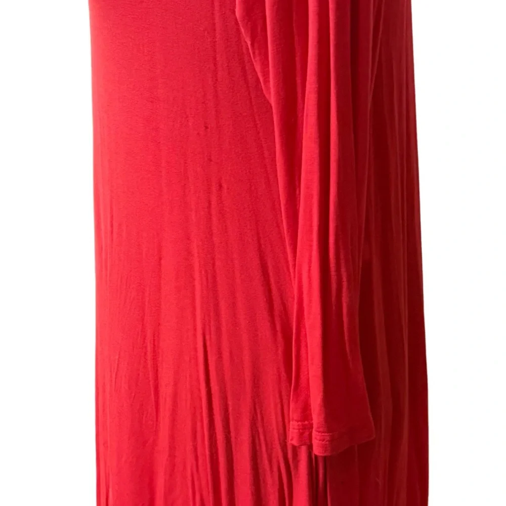 B BELAROI stylish red